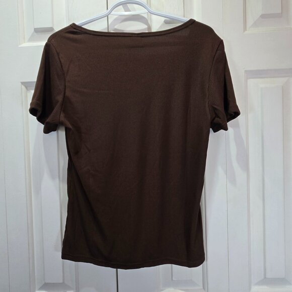 New Women’s Brown Ribbed Casual Top – Size Large - Picture 2 of 5